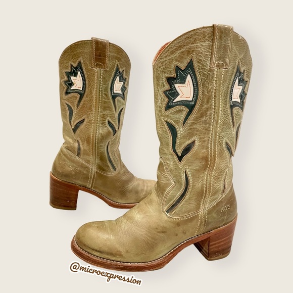 VINTAGE Frye Floral Inlay Green Boho Leather Chunky Heel Pull On Campus Boot - Picture 2 of 10